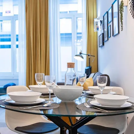 Elegant & Bright Flat By Lovelystay Porto Exterior photo