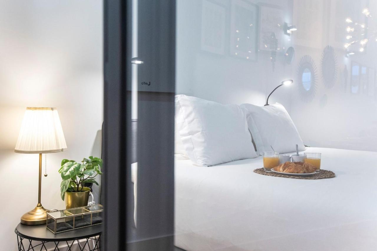 Elegant & Bright Flat By Lovelystay Apartment Porto